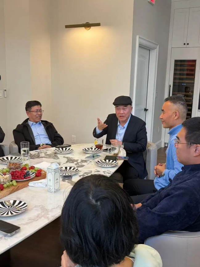 武汉大学深圳校友会海外联络处落址波士顿世贸通美国客服中心